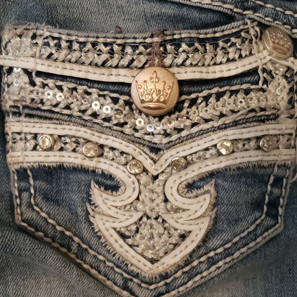 Jeans - Picture 4 of 4